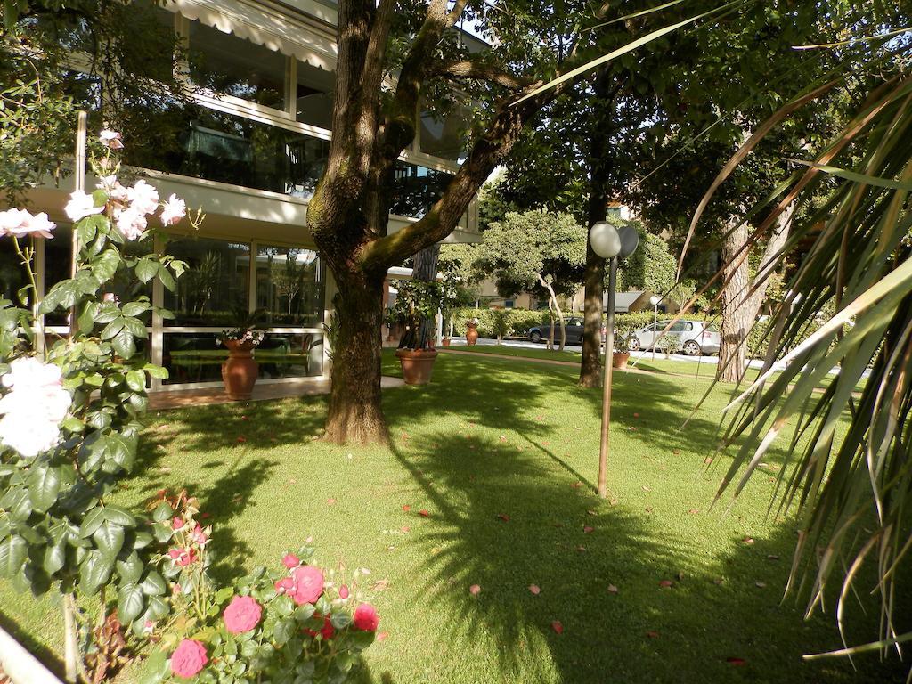 Hotel Il Caravaggio Marina di Pietrasanta Exteriér fotografie